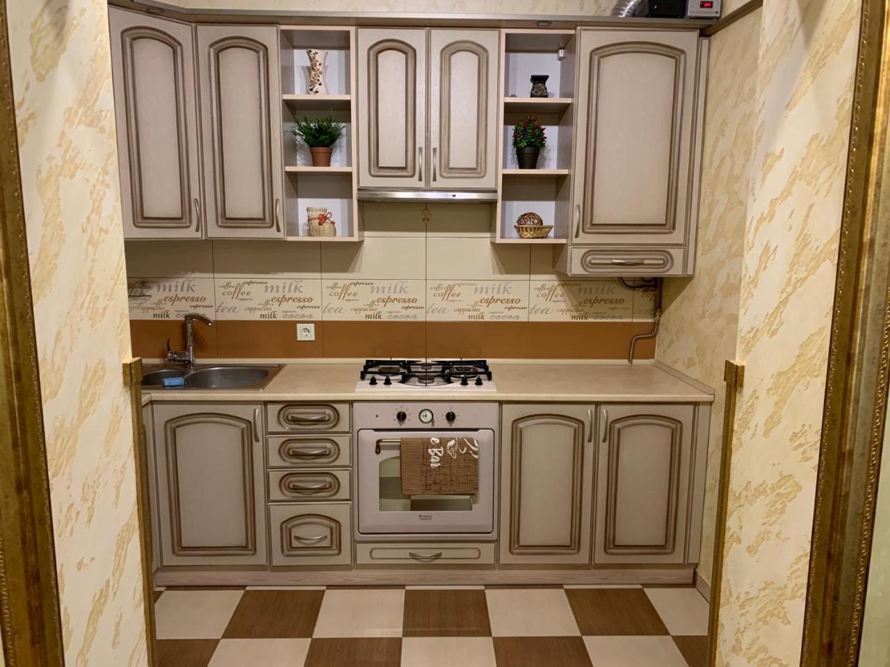 Apartment On Kostyushka 20 Lviv Buitenkant foto